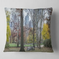 PromenArtict Central Park New York City u jesen - pejzažni jastuk od tiskanog bacanja - 16x16